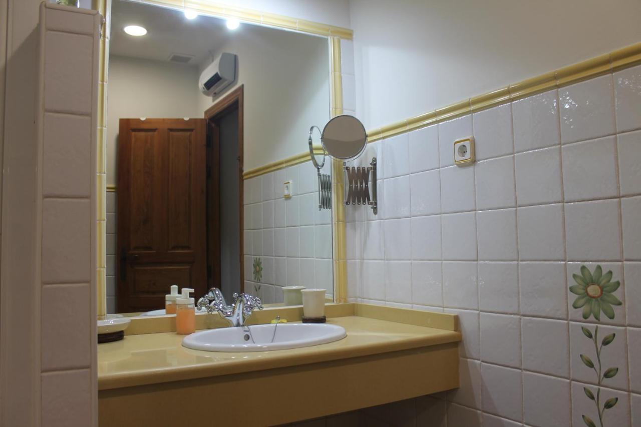 Hedera Apartment Candeleda Exterior photo